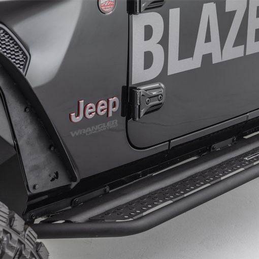 Pisadera GoRhino Dominator D6 para Nissan Navara 2021-2022