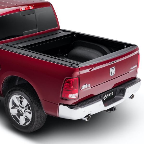 Tapa retractil manual Retrax ONE MX para RAM 1500 sin rambox 2019-2022