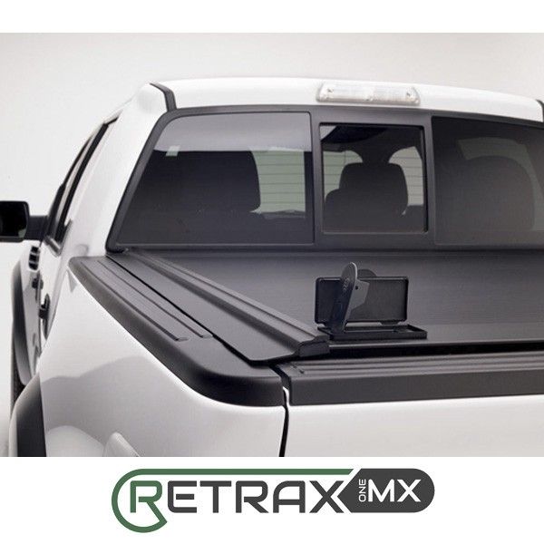Tapa retractil manual Retrax ONE MX para Volkswagen Amarok 2009-2022