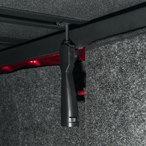 Tapa plegable dura Solid Fold 2.0 para Ford F150 2015-2022