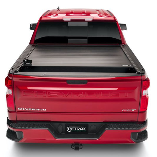 Tapa retractil manual Retrax ONE MX para Chevrolet Silverado 2019-2022